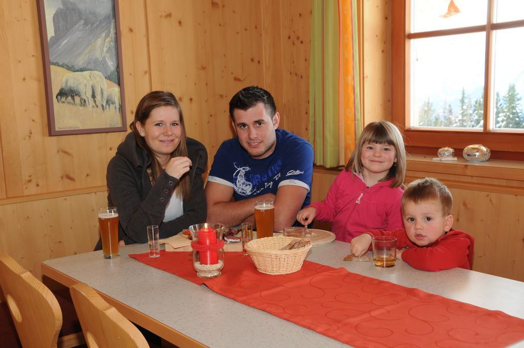Mecki'S Dolomiten Panorama Stubn Debant Eksteriør billede